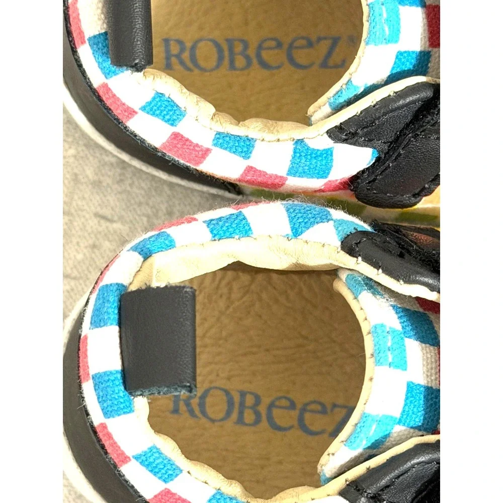 Robeez Multicolor Checkerboard Infant Crib Shoes Size 0-3 Months